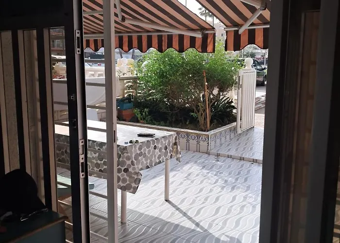 Trafalgar Апартаменты *